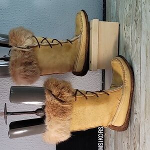 Vintage Huron Moc Enr. Mukluks Leather Boots Womens 5 Rabbit‎ Fur Top Moccasins